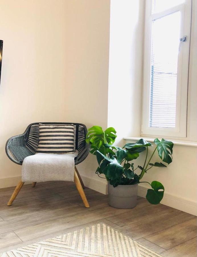 See Our Amazing Score At The Kepties - 5 X Luxurious Serviced Apartments - With Gardens - Fully Equipped - Free Parking - By Orion Short Stays - See Our Other Individual Listings --- This Is For Brand Awareness Only --- Arbroath Zewnętrze zdjęcie