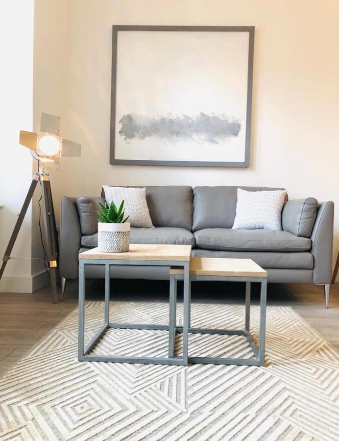 See Our Amazing Score At The Kepties - 5 X Luxurious Serviced Apartments - With Gardens - Fully Equipped - Free Parking - By Orion Short Stays - See Our Other Individual Listings --- This Is For Brand Awareness Only --- Arbroath Zewnętrze zdjęcie